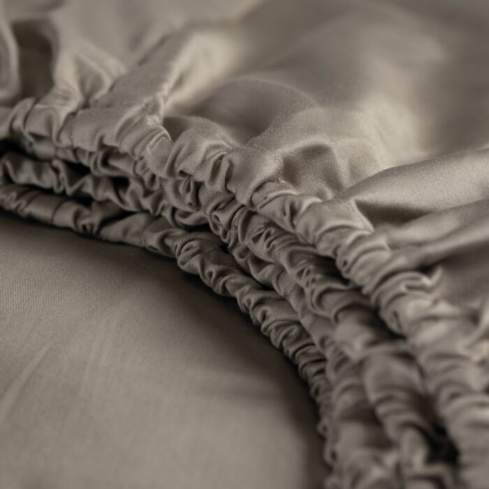 Cinderella Sundays topper hoeslaken 180x200cm satijn taupe (tot 15cm)