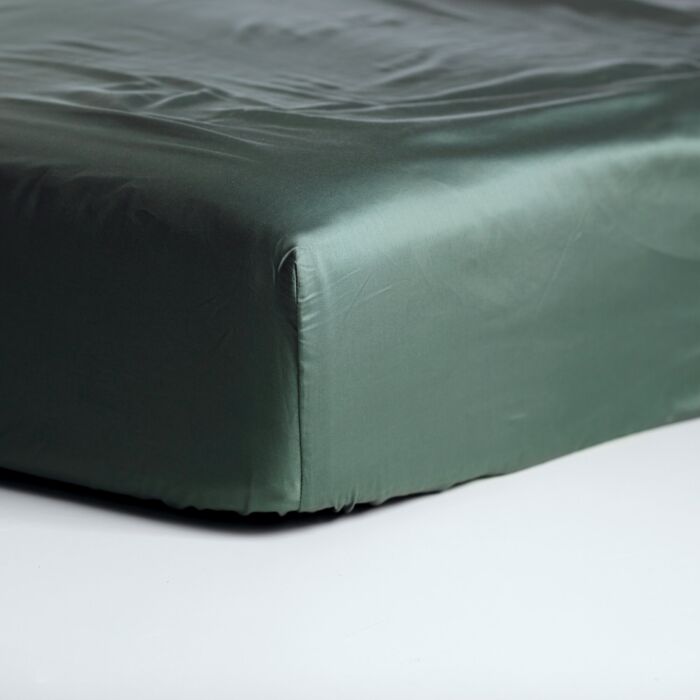 Cinderella Sundays hoeslaken 90x200cm satijn groen (tot 25cm)