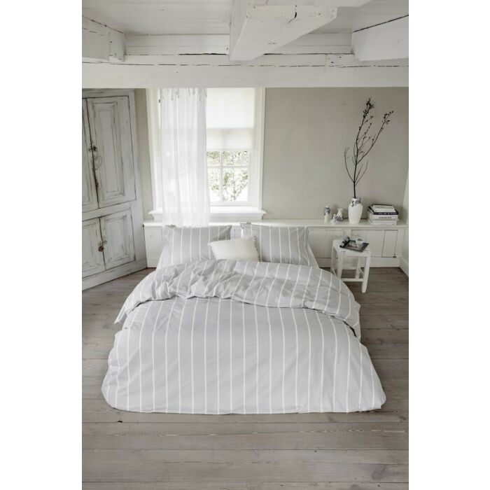 Preppy Pinstripe dekbedovertrek 200x200cm grijs
